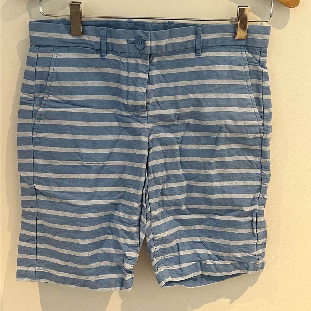 Womens GAP shorts size 00 boyfriend fit (c)